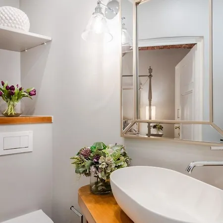 Schoene 3-bett-wohnung In Wi-fi